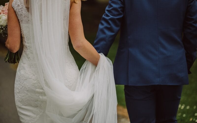 Photo Bride and groom